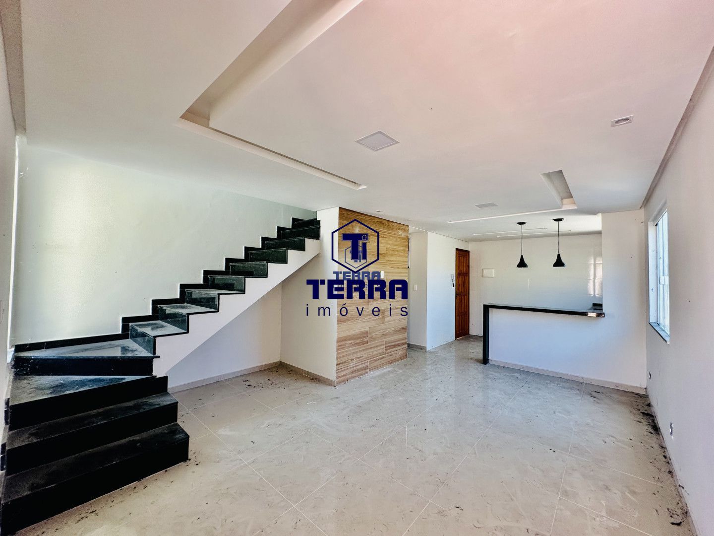 Imagens do imóveis Duplex com 2 suítes em localização privilegiada no miolo do Barroco