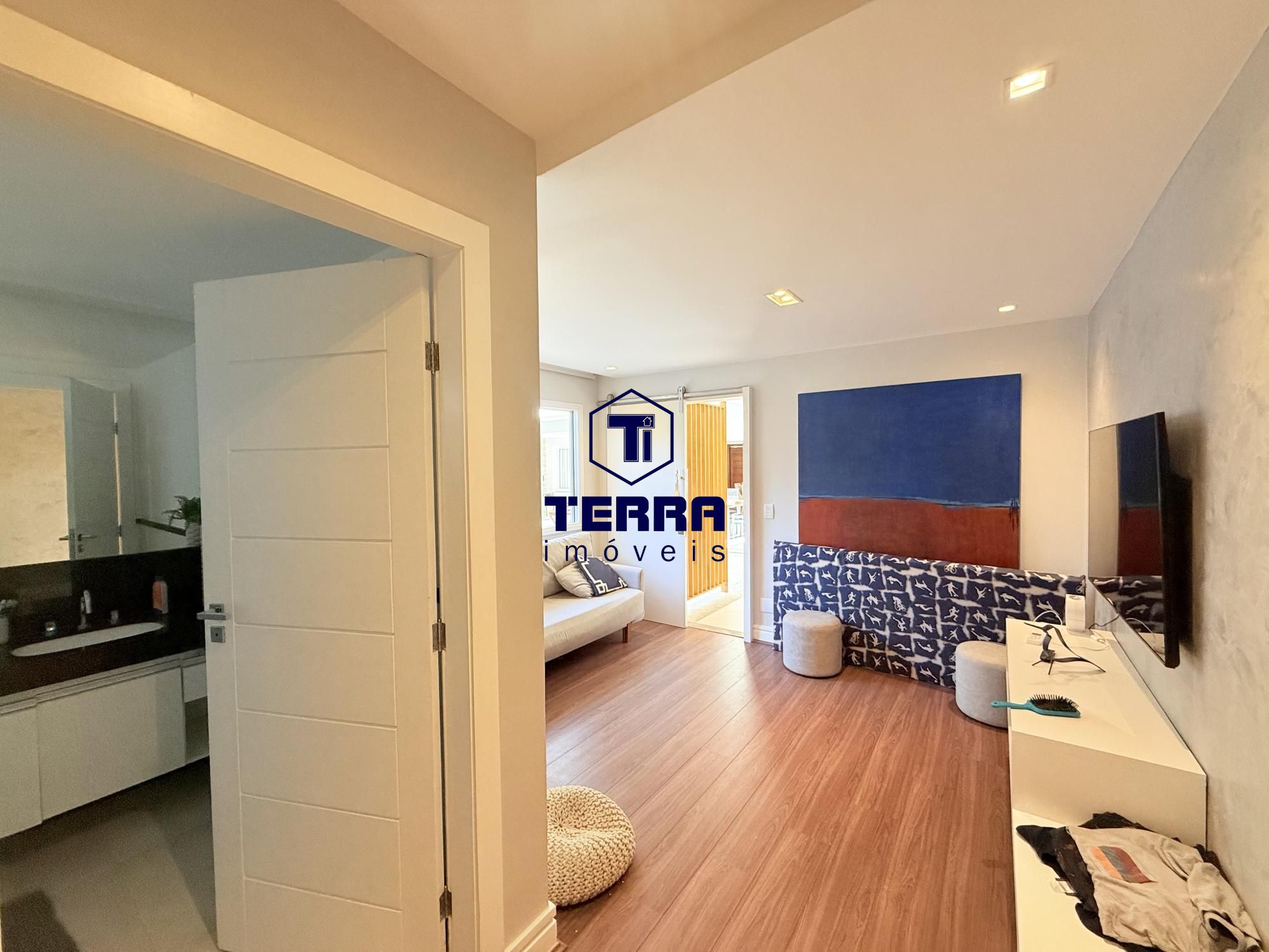 Imagens do imóveis Seu Refúgio de Luxo em Camboinhas – Casa com 4 suítes, piscina e Energia Solar