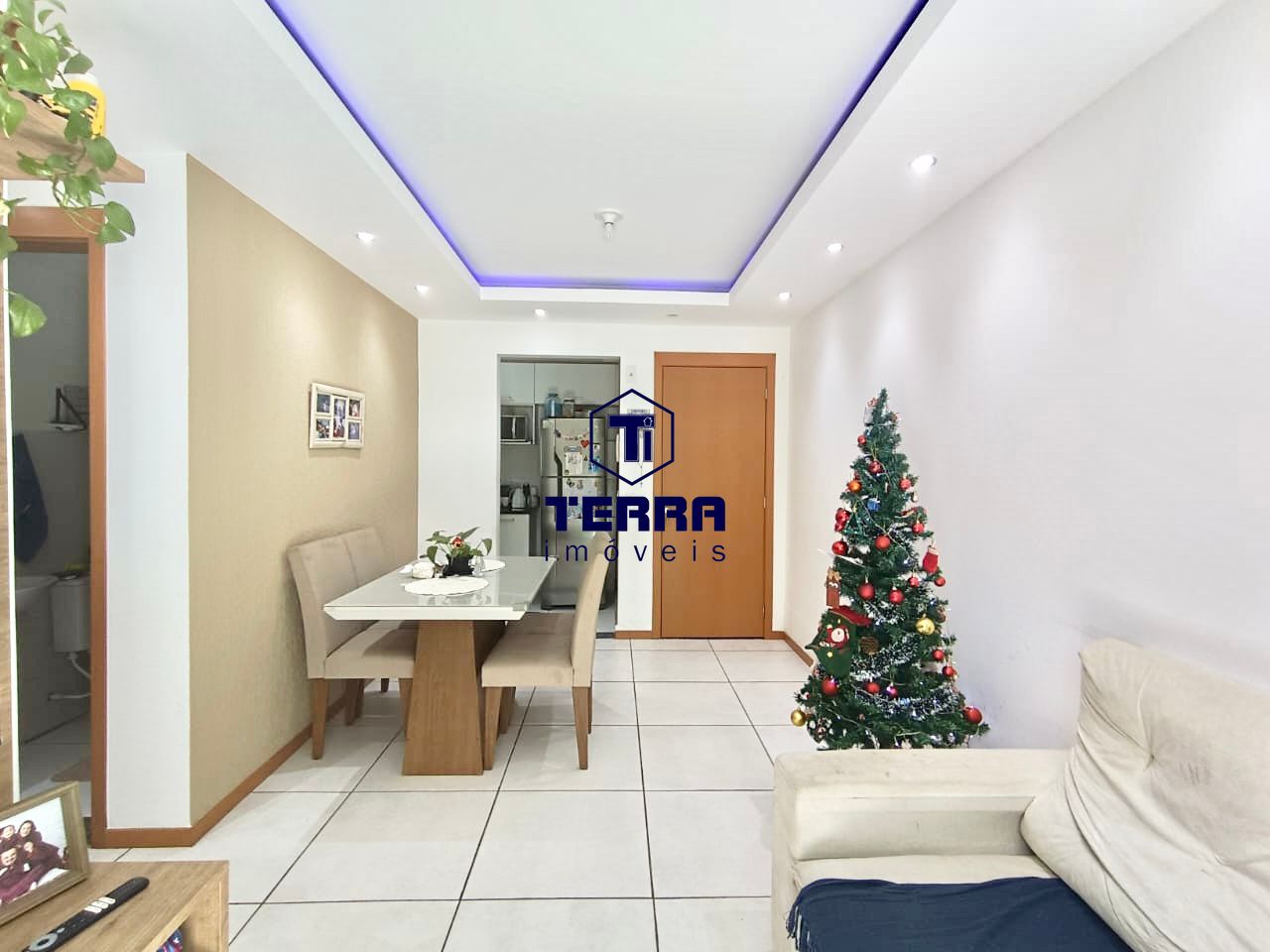 Imagens do imóveis Apartamento em condomínio clube no Rio do Ouro, com 3 quartos sendo uma suíte.