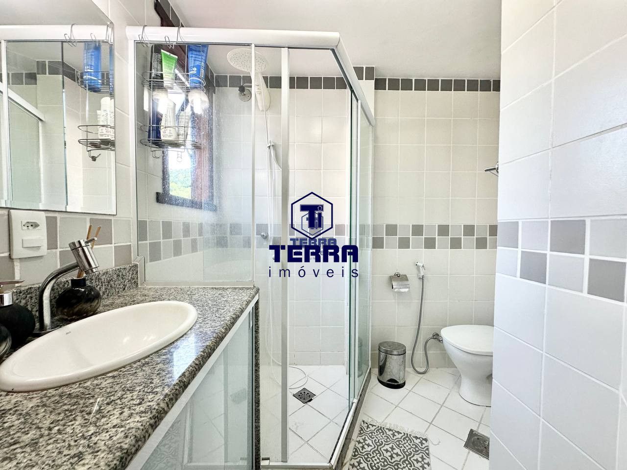 Imagens do imóveis Linda residência de 2 quartos com 2 vagas em Maria Paula!