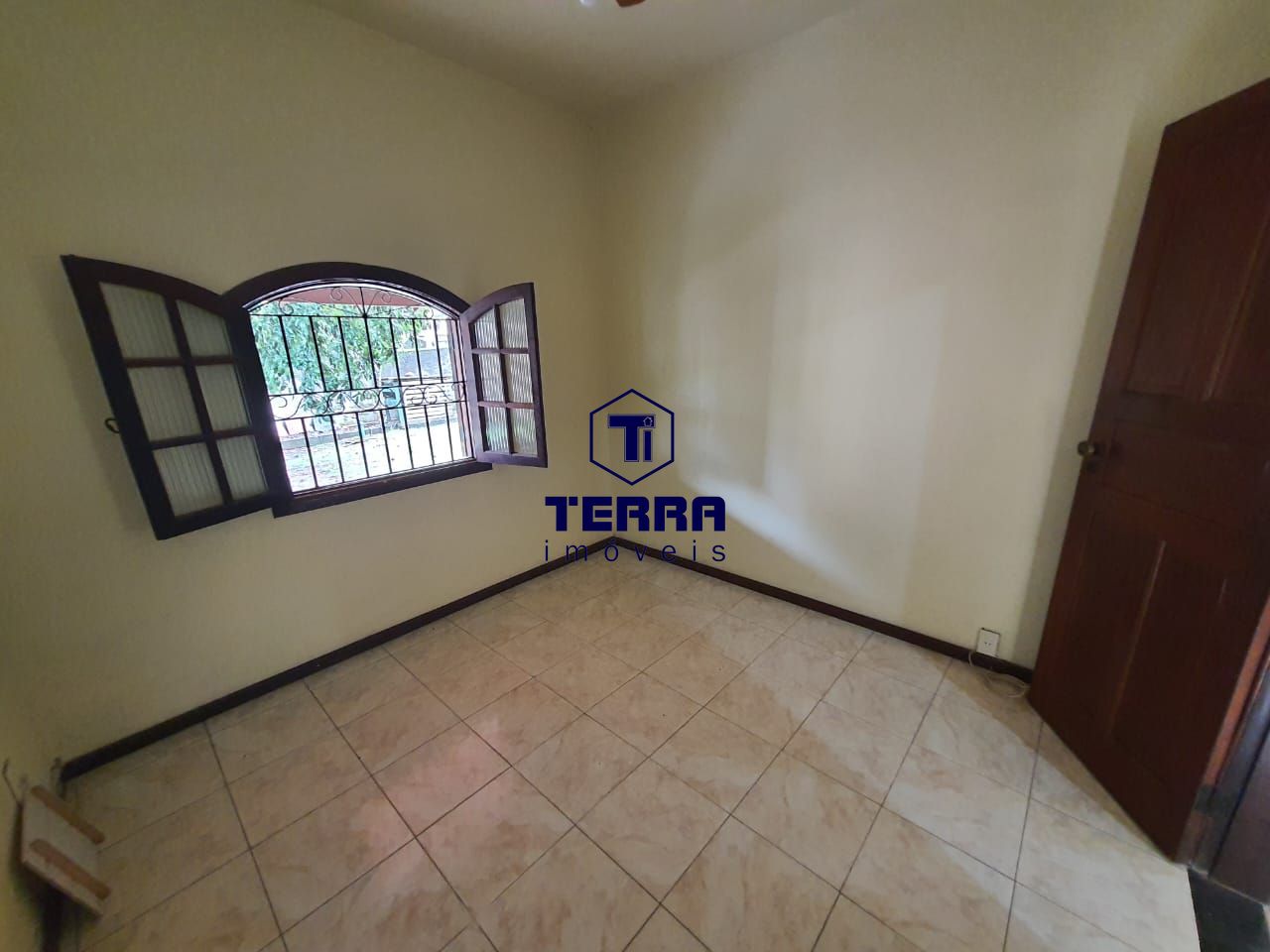 Imagens do imóveis Belo sítio em Itaboraí, com piscina, espaço de churrasqueira e casa de caseiro!