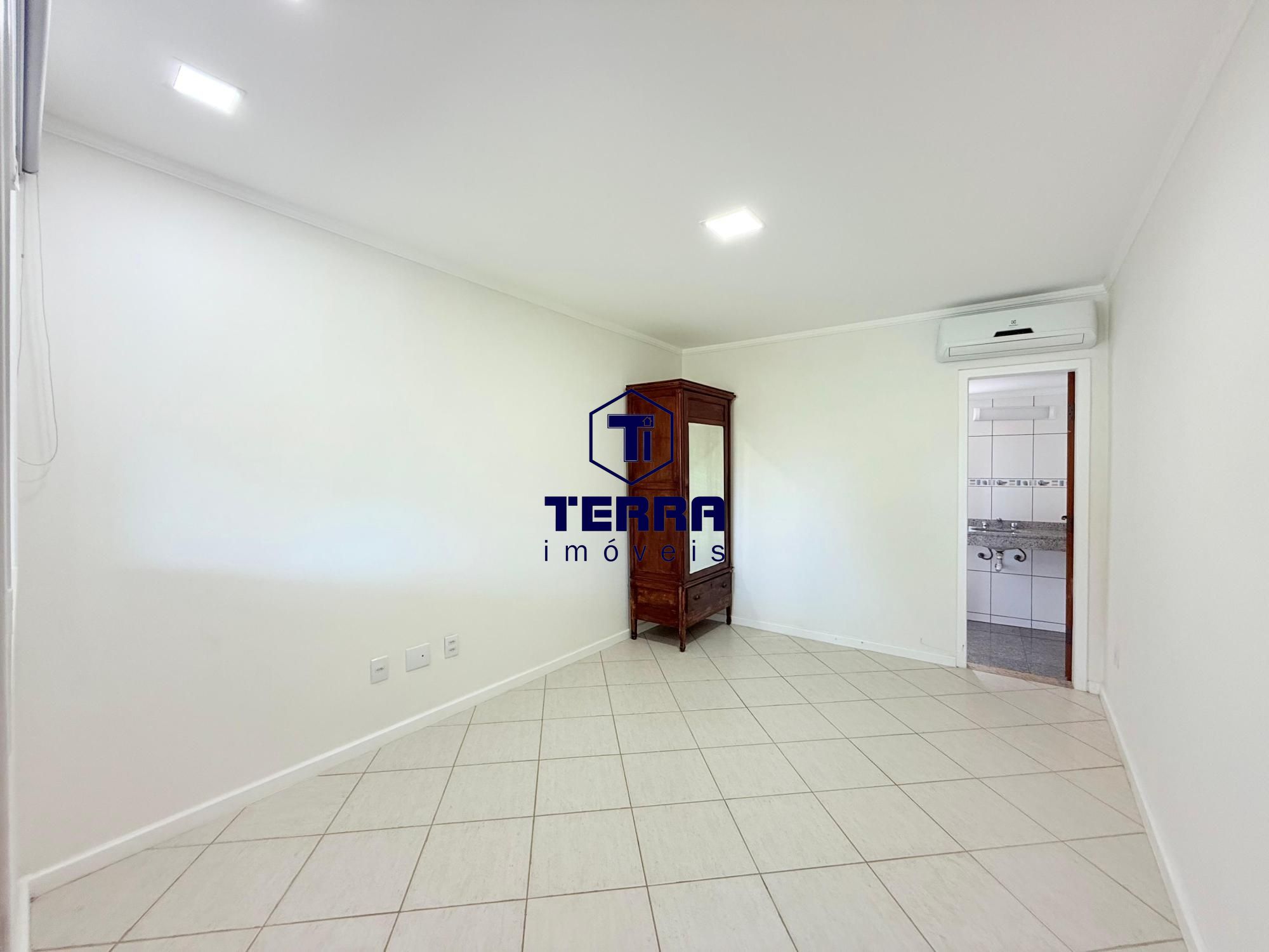 Imagens do imóveis Viva o sonho em Itacoatiara! Casa com vista deslumbrante para o Costão