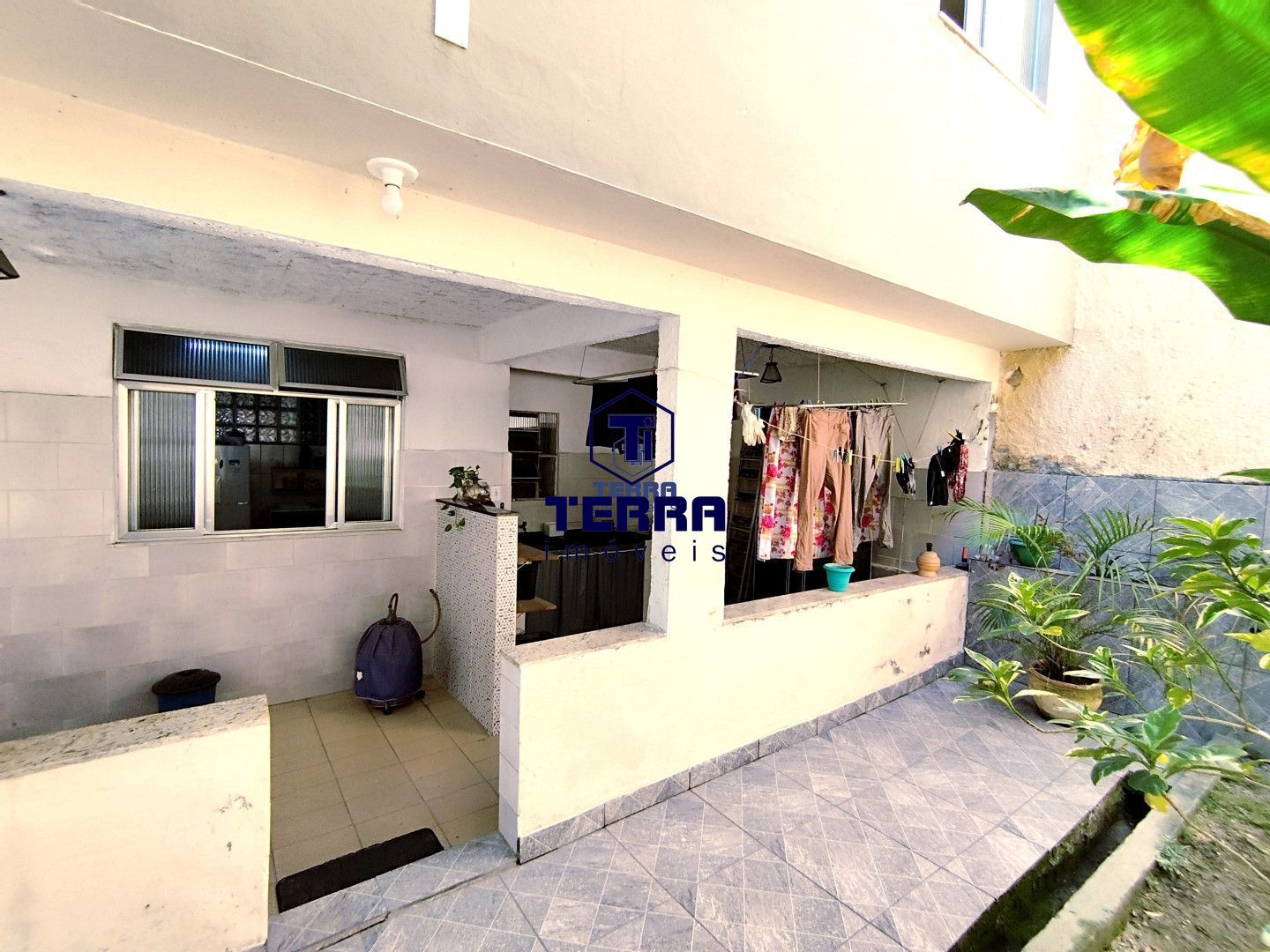 Imagens do imóveis Casa linear, 3 quartos com suíte e quintal no Zé Garoto!