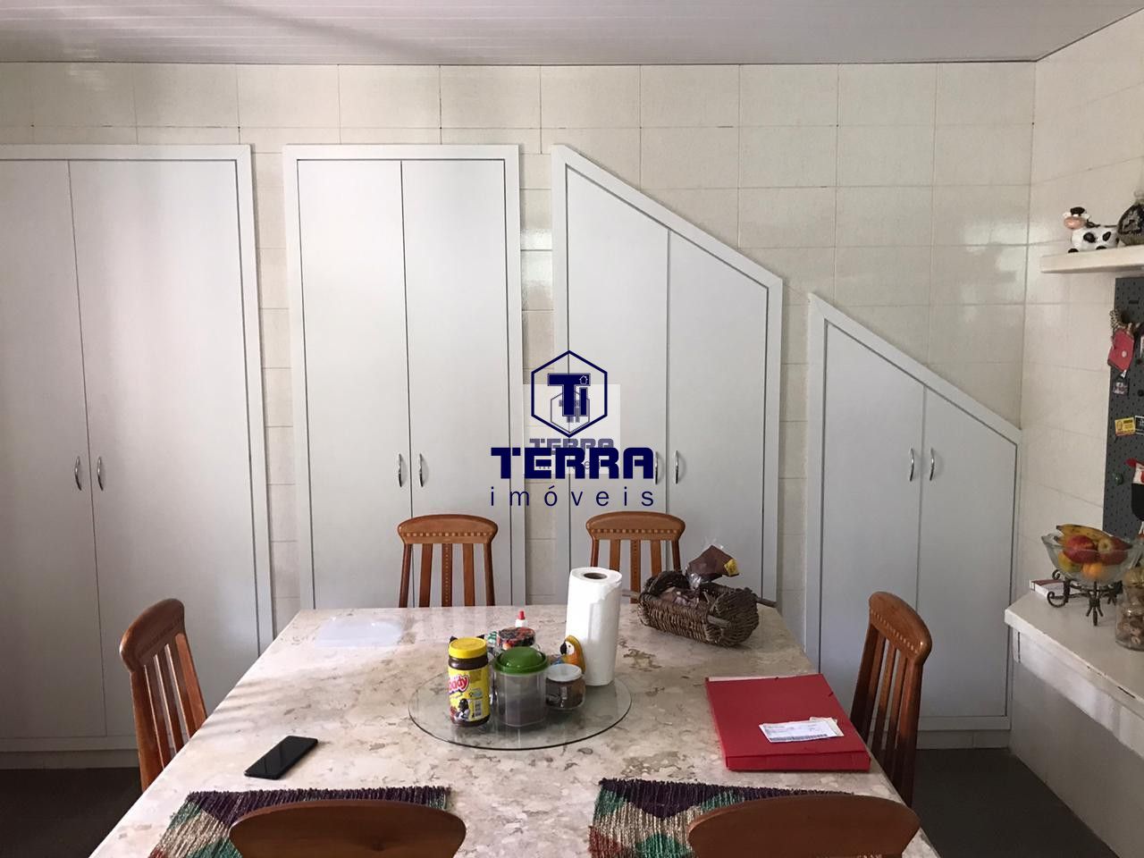 Imagens do imóveis Ampla casa de 3 quartos com quintal arborizado no Badú em Pendotiba.