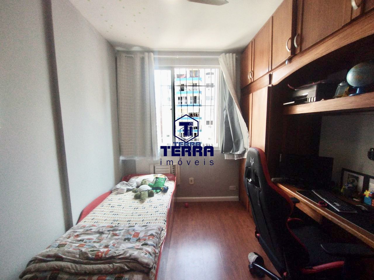 Imagens do imóveis Lindo apartamento com 3 quartos sendo uma suíte no Ingá. Excelente localização!