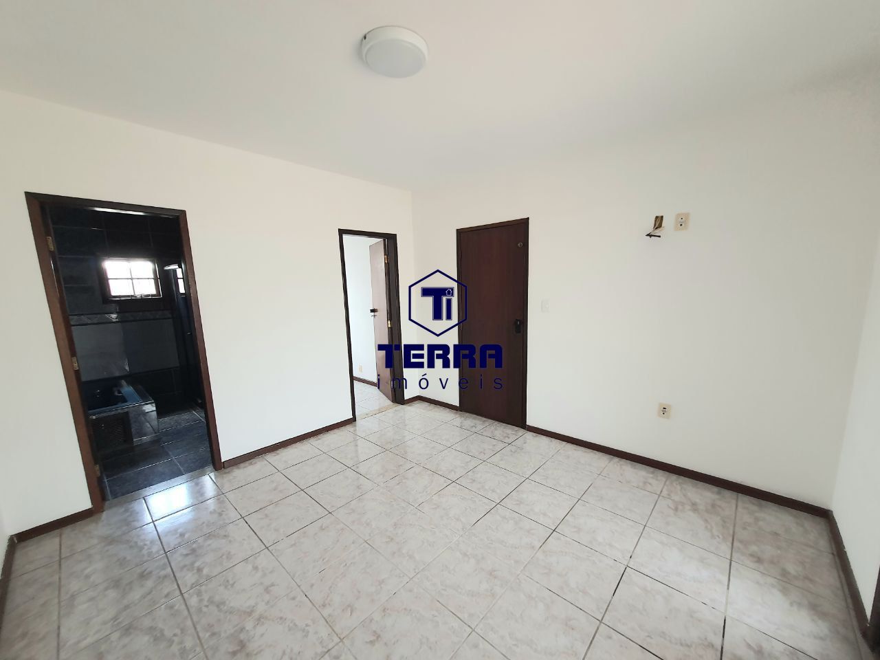 Imagens do imóveis Casa dentro de condomínio, com excelente localização no Rio do Ouro.