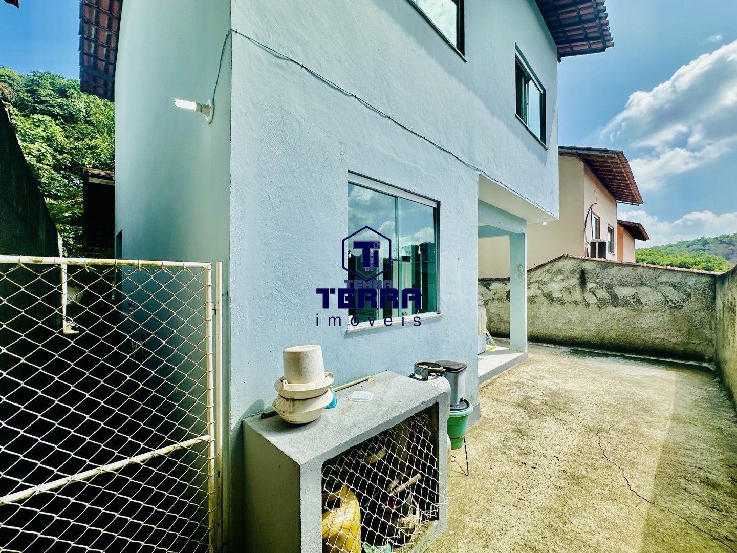 Imagens do imóveis Excelente Casa Duplex com 3 quartos sendo um suíte em Várzea Da Moças!