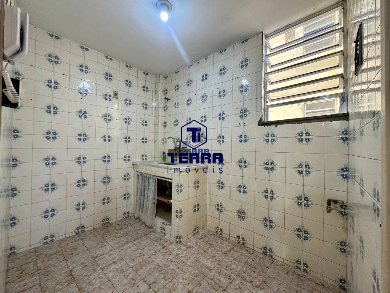 Imagens do imóveis Apartamento 2 quartos em Santa Rosa com ponto de ônibus na porta!