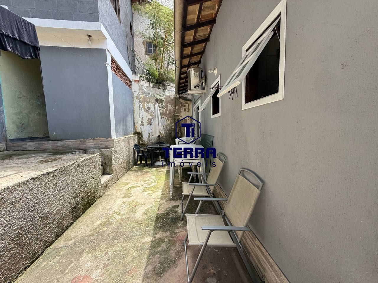 Imagens do imóveis Excelente casa de 2 quartos com suíte e quintal em Pendotiba!