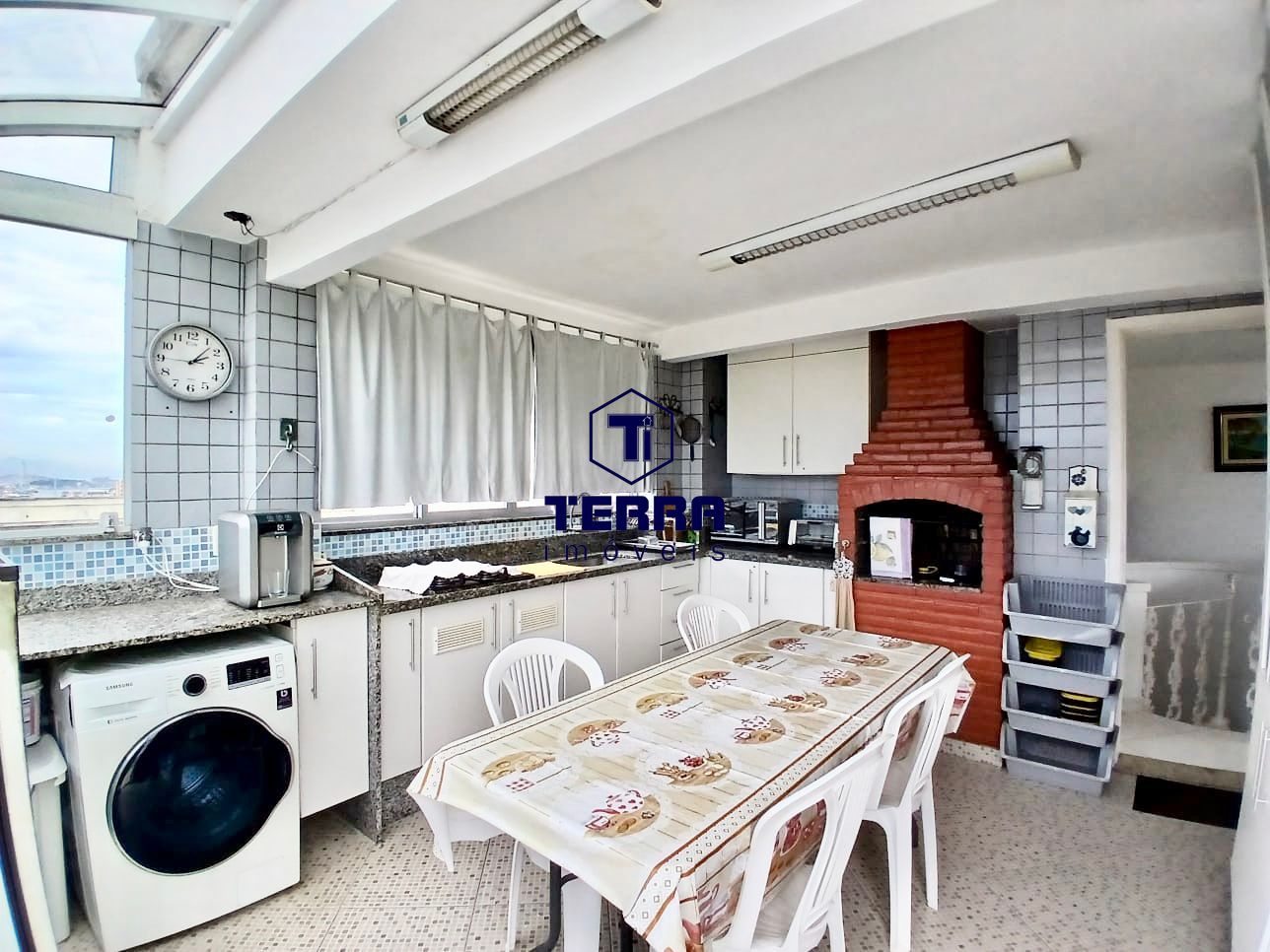 Imagens do imóveis Ótima cobertura duplex com 3 quartos, uma suíte no Fonseca. Porteira Fechada!!!