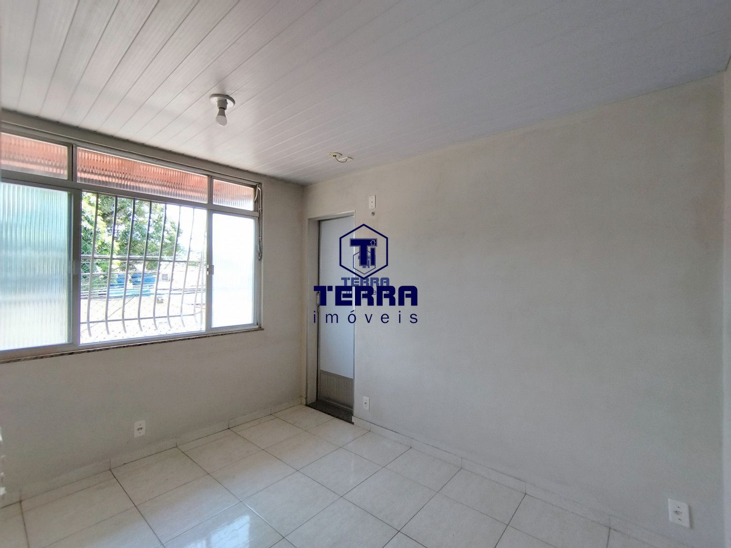 Imagens do imóveis Casa toda reformada com 2 suítes e 2 vagas de garagem no Galo Branco!