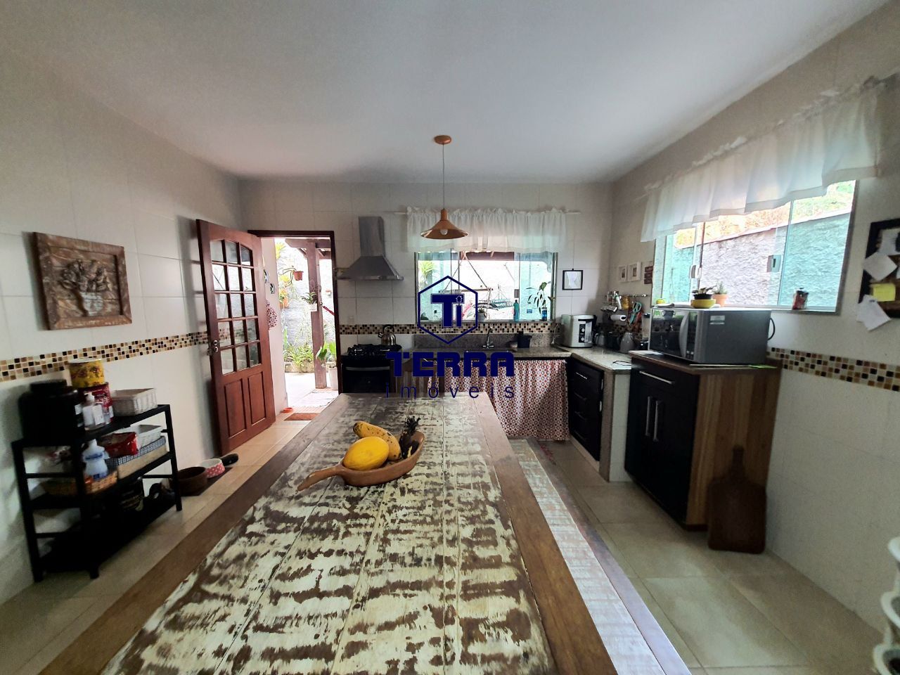 Imagens do imóveis Casa linear, com 3 quartos, sendo uma suíte na Estância de Pendotiba