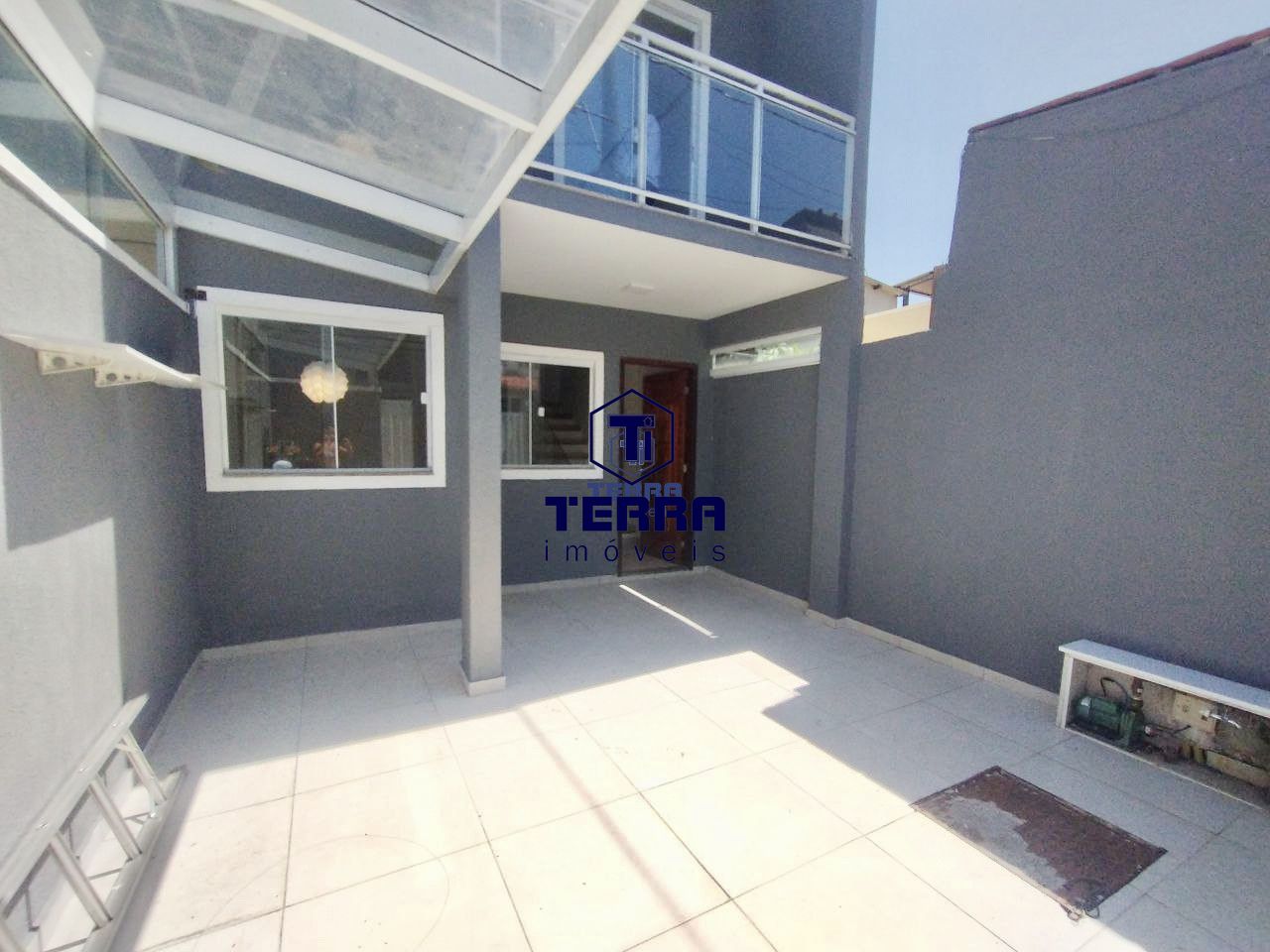 Imagens do imóveis Linda casa duplex em São Gonçalo com 3 quartos e vaga de garagem.