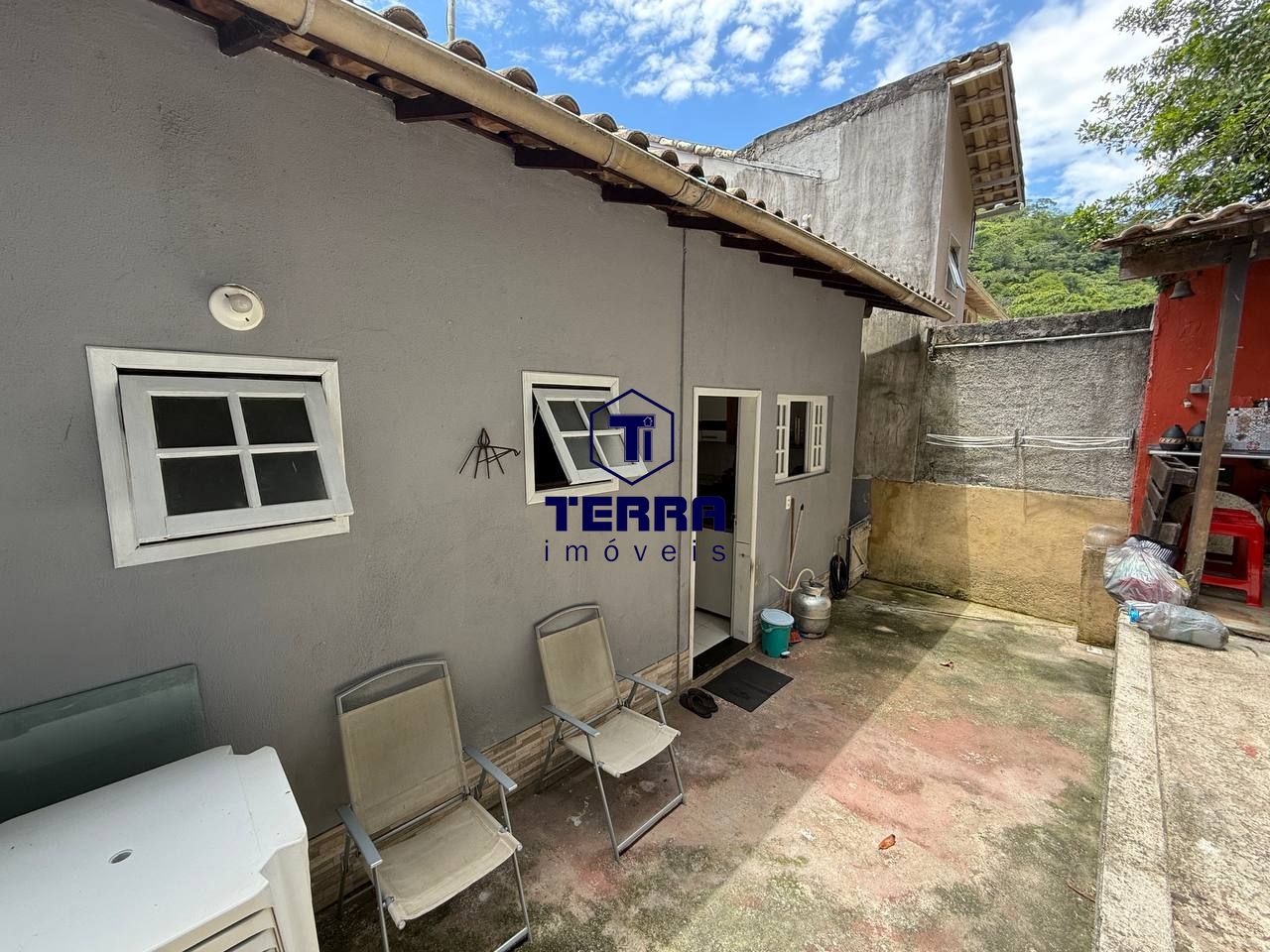 Imagens do imóveis Excelente casa de 2 quartos com suíte e quintal em Pendotiba!