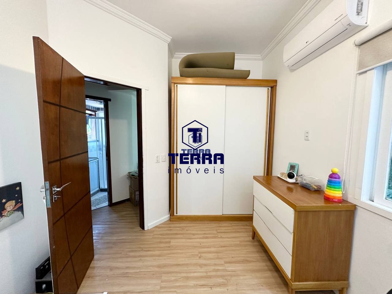 Imagens do imóveis Linda residência de 2 quartos com 2 vagas em Maria Paula!