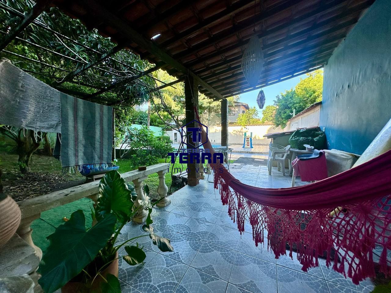 Imagens do imóveis Duas casas independentes com amplo quintal e piscina em Pendotiba - Niterói