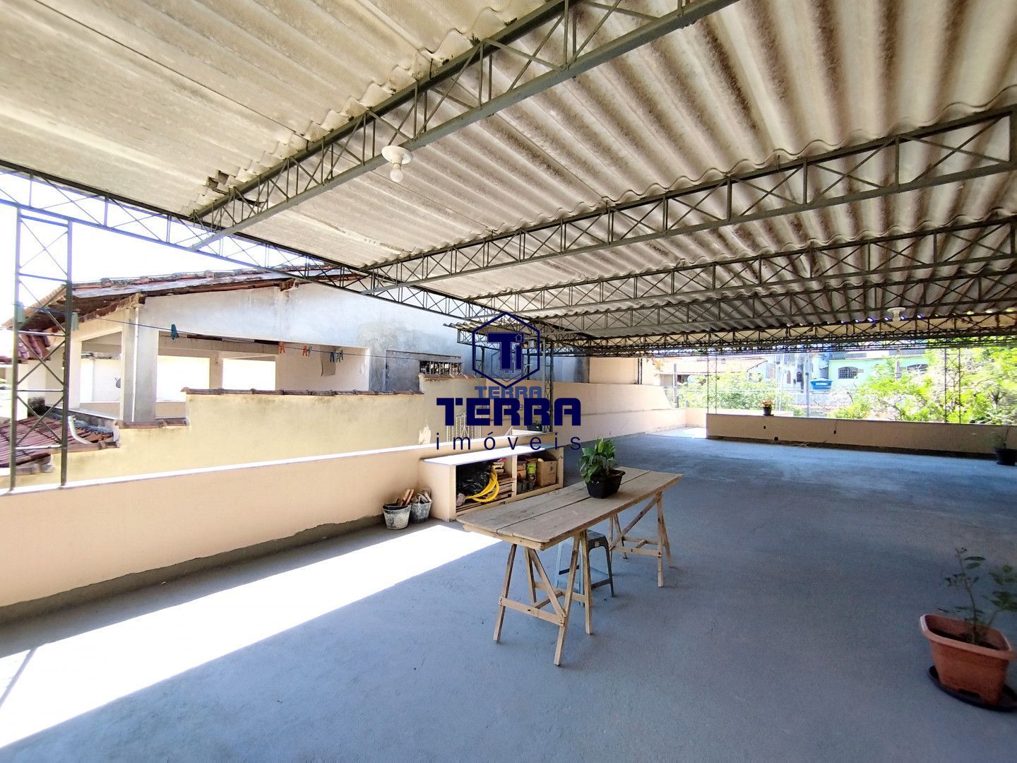 Imagens do imóveis Casa linear, 3 quartos com suíte e quintal no Zé Garoto!