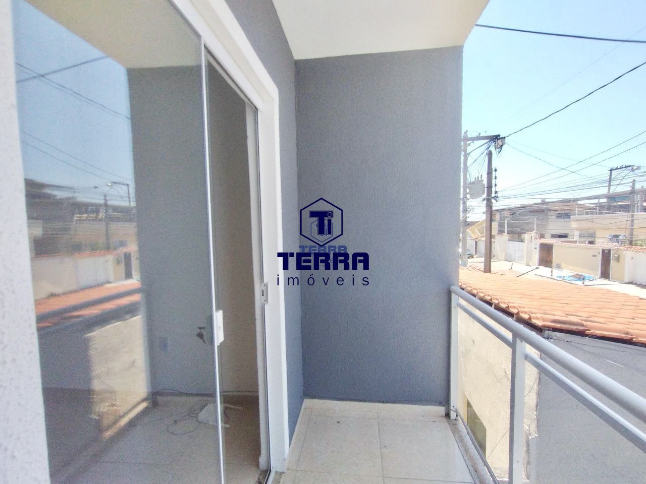 Imagens do imóveis Linda casa duplex em São Gonçalo com 3 quartos e vaga de garagem.