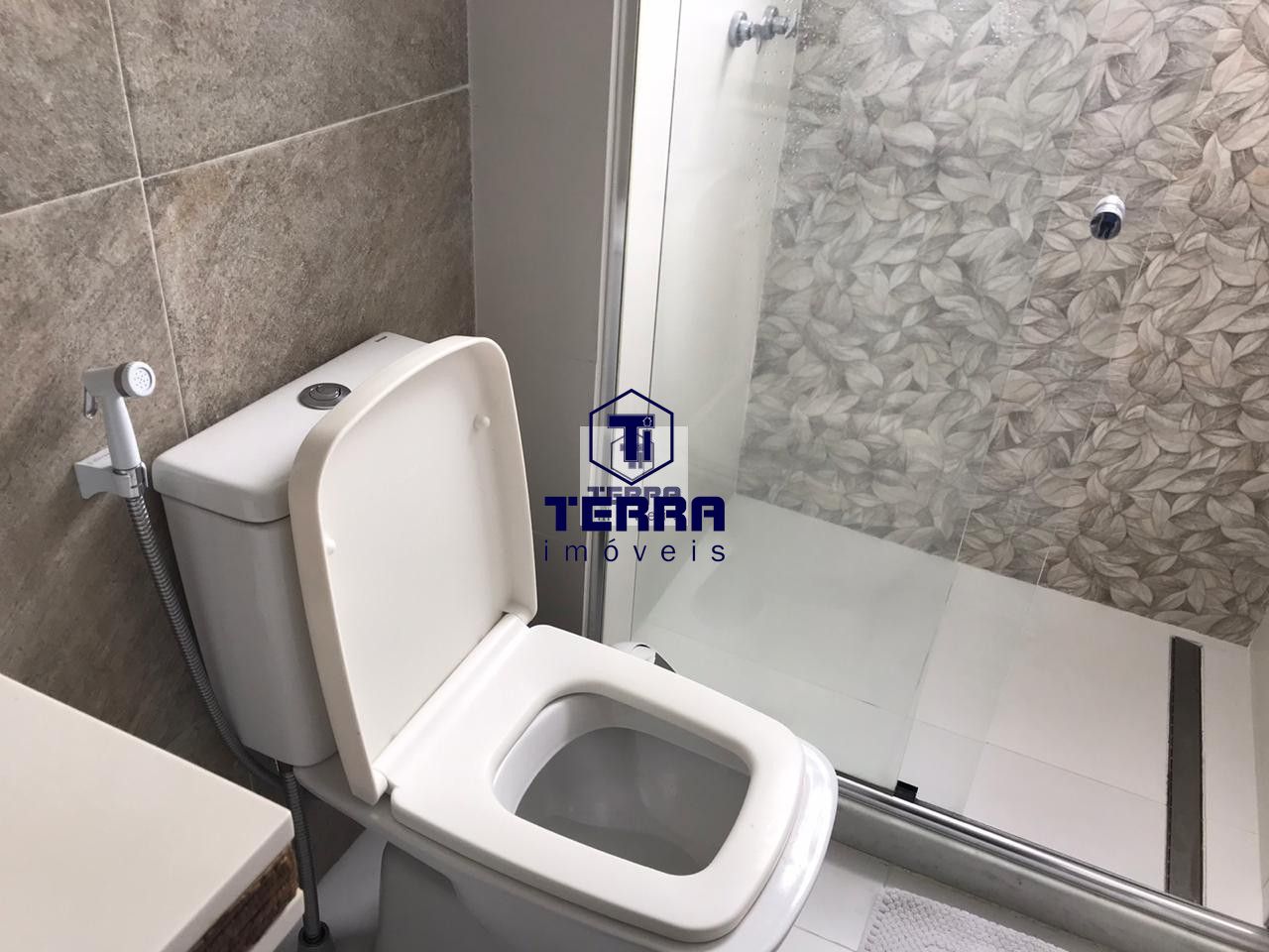 Imagens do imóveis Apartamento moderno, revertido para sala quarto com closet no Portal de Itaipu.