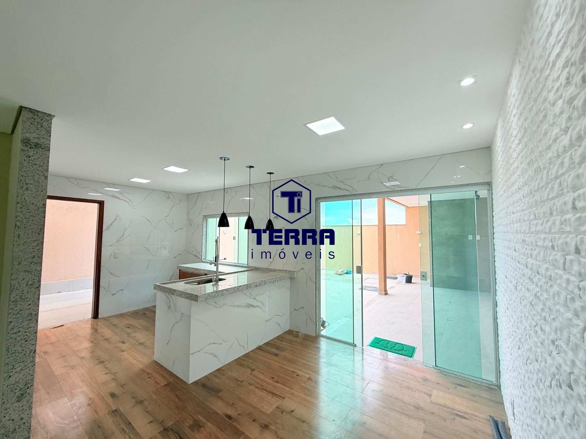 Imagens do imóveis Casa de alto padrão com 3 suítes e área gourmet completa