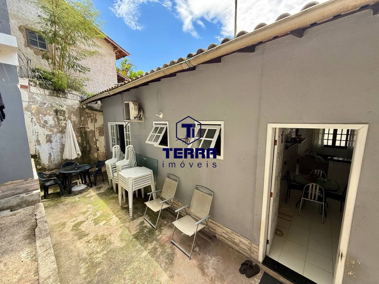 Imagens do imóveis Excelente casa de 2 quartos com suíte e quintal em Pendotiba!