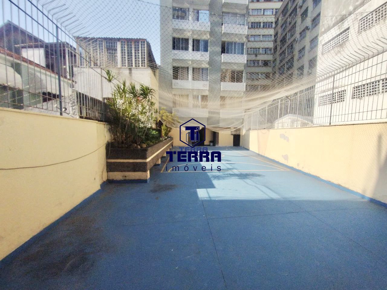 Imagens do imóveis Lindo apartamento com 3 quartos sendo uma suíte no Ingá. Excelente localização!