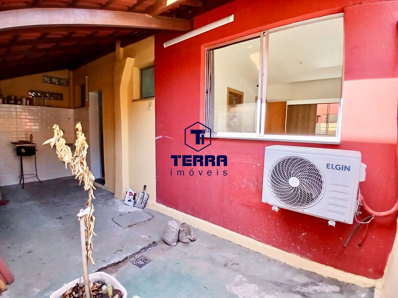 Imagens do imóveis Ótimo apartamento em Maria Paula, com 2 quartos e quintal privativo.