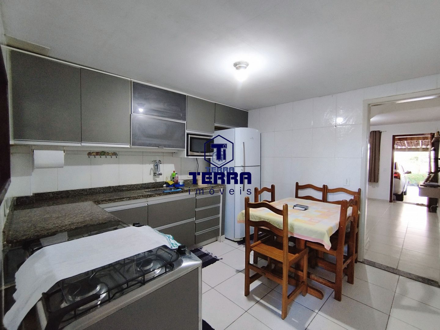 Imagens do imóveis Casa duplex dentro de condomínio super tranquilo! Vasto comércio!