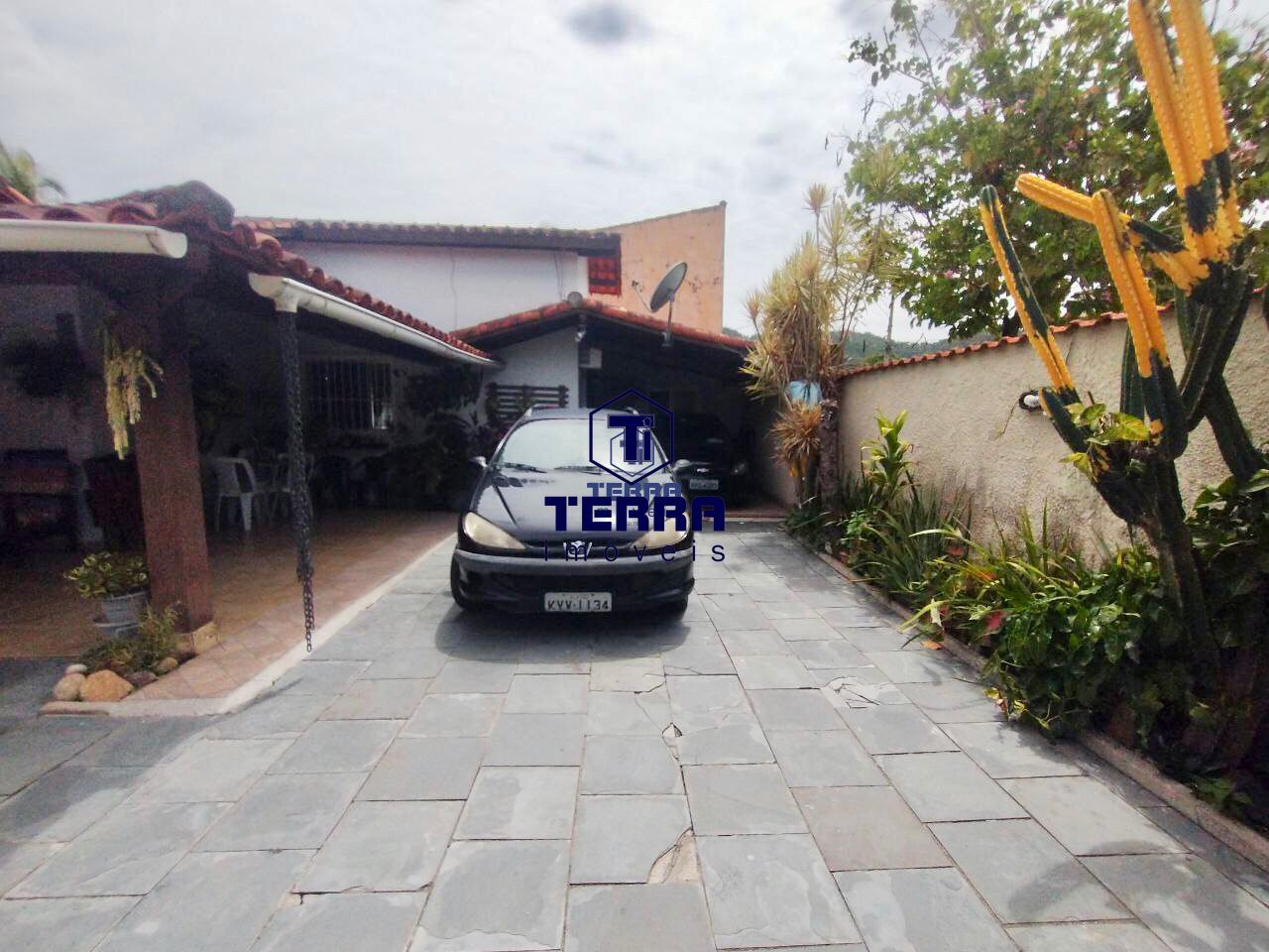 Imagens do imóveis Ótima casa em Itaipu com 3 quartos uma suíte, espaço gourmet e piscina.