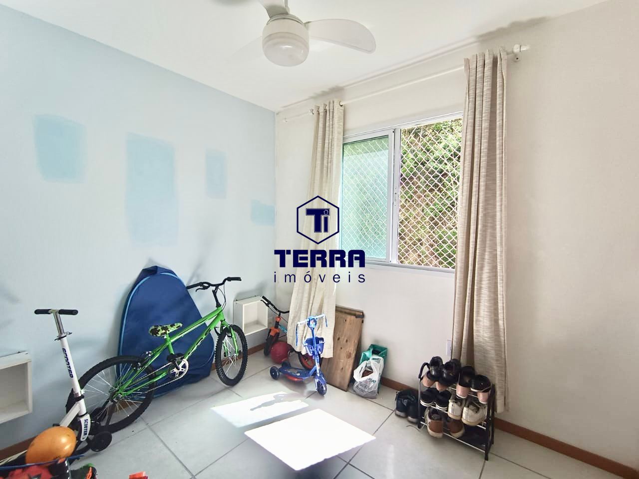 Imagens do imóveis Apartamento em condomínio clube no Rio do Ouro, com 3 quartos sendo uma suíte.