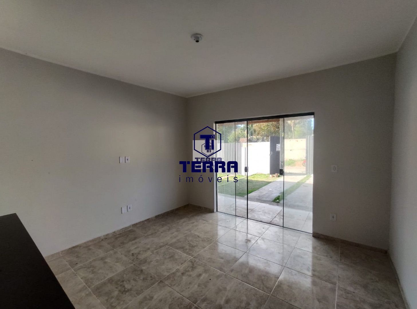 Imagens do imóveis Casa linear com 2 quartos em São José do Imbassaí, ao lado do centro de Maricá.