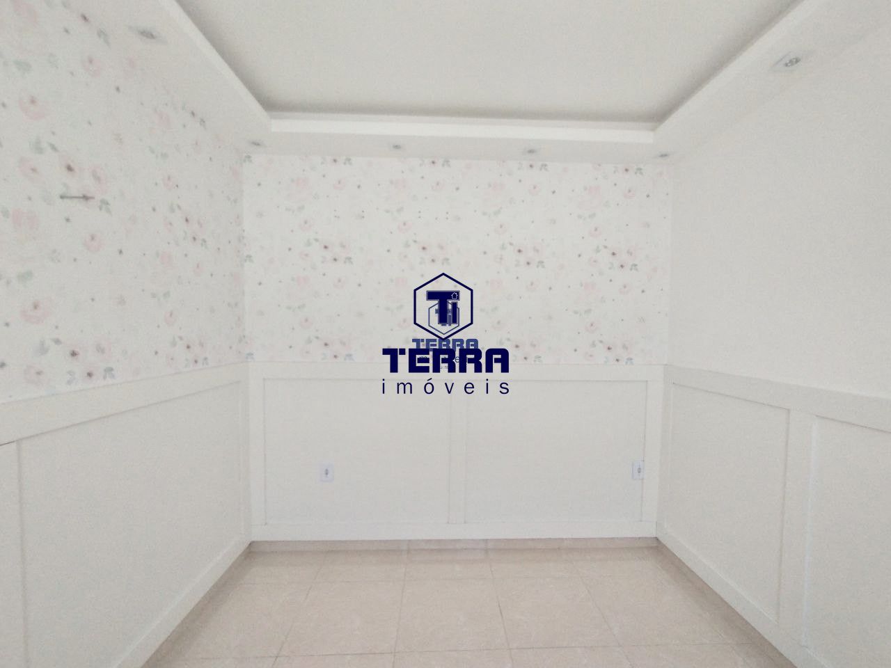 Imagens do imóveis Linda casa duplex em São Gonçalo com 3 quartos e vaga de garagem.