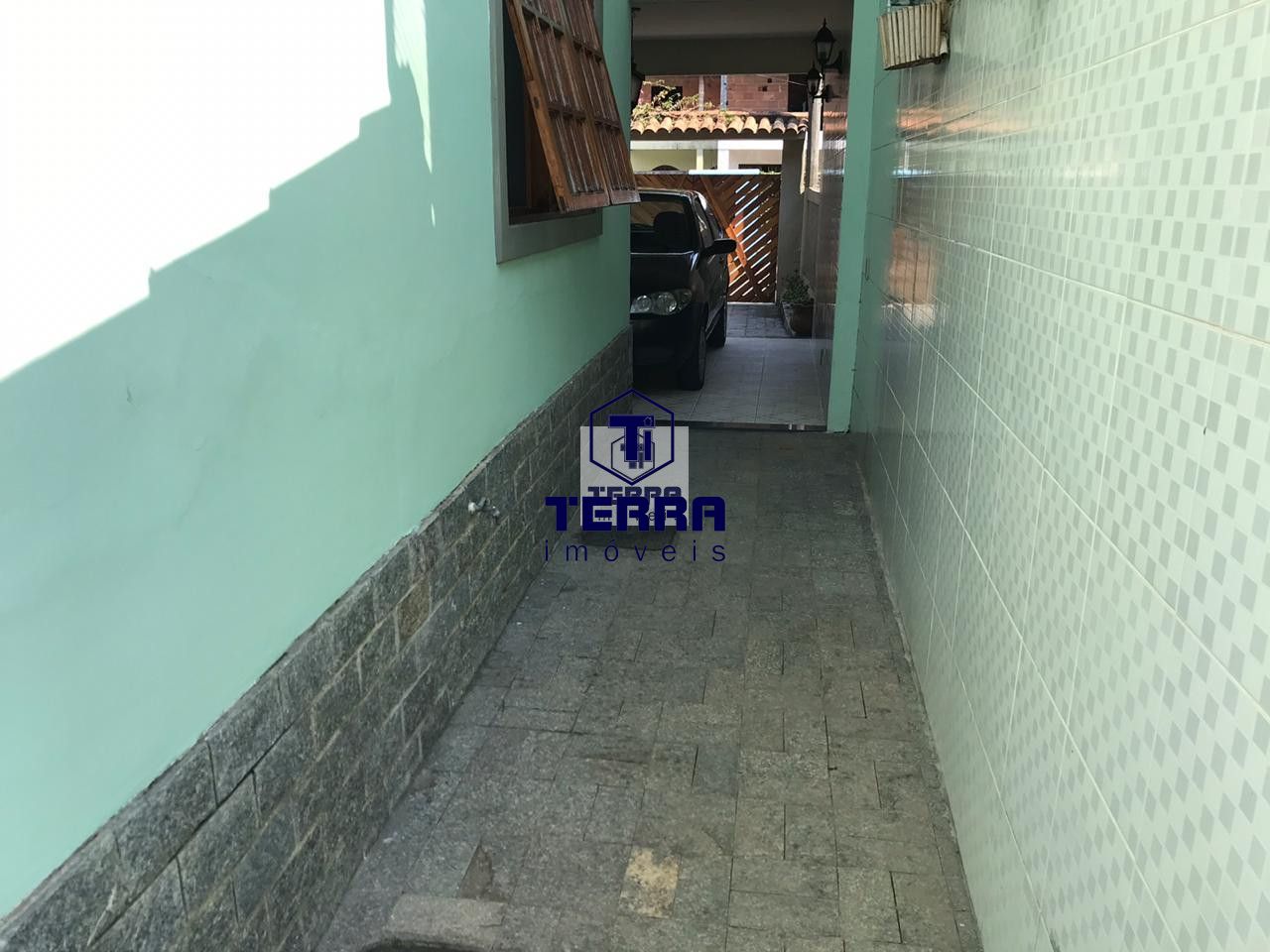 Imagens do imóveis Ampla casa de 3 quartos com quintal arborizado no Badú em Pendotiba.