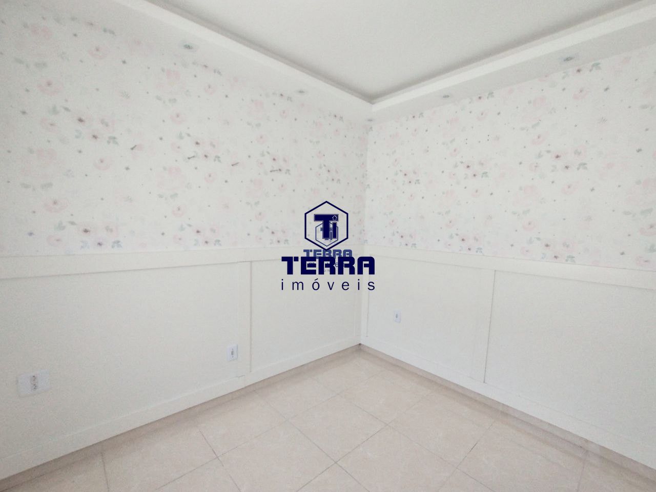 Imagens do imóveis Linda casa duplex em São Gonçalo com 3 quartos e vaga de garagem.
