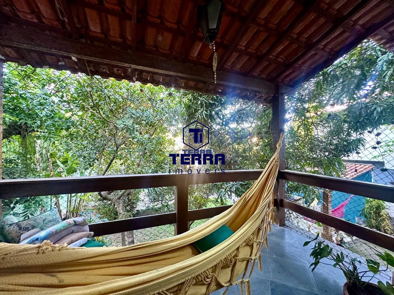 Imagens do imóveis Duas casas independentes com amplo quintal e piscina em Pendotiba - Niterói