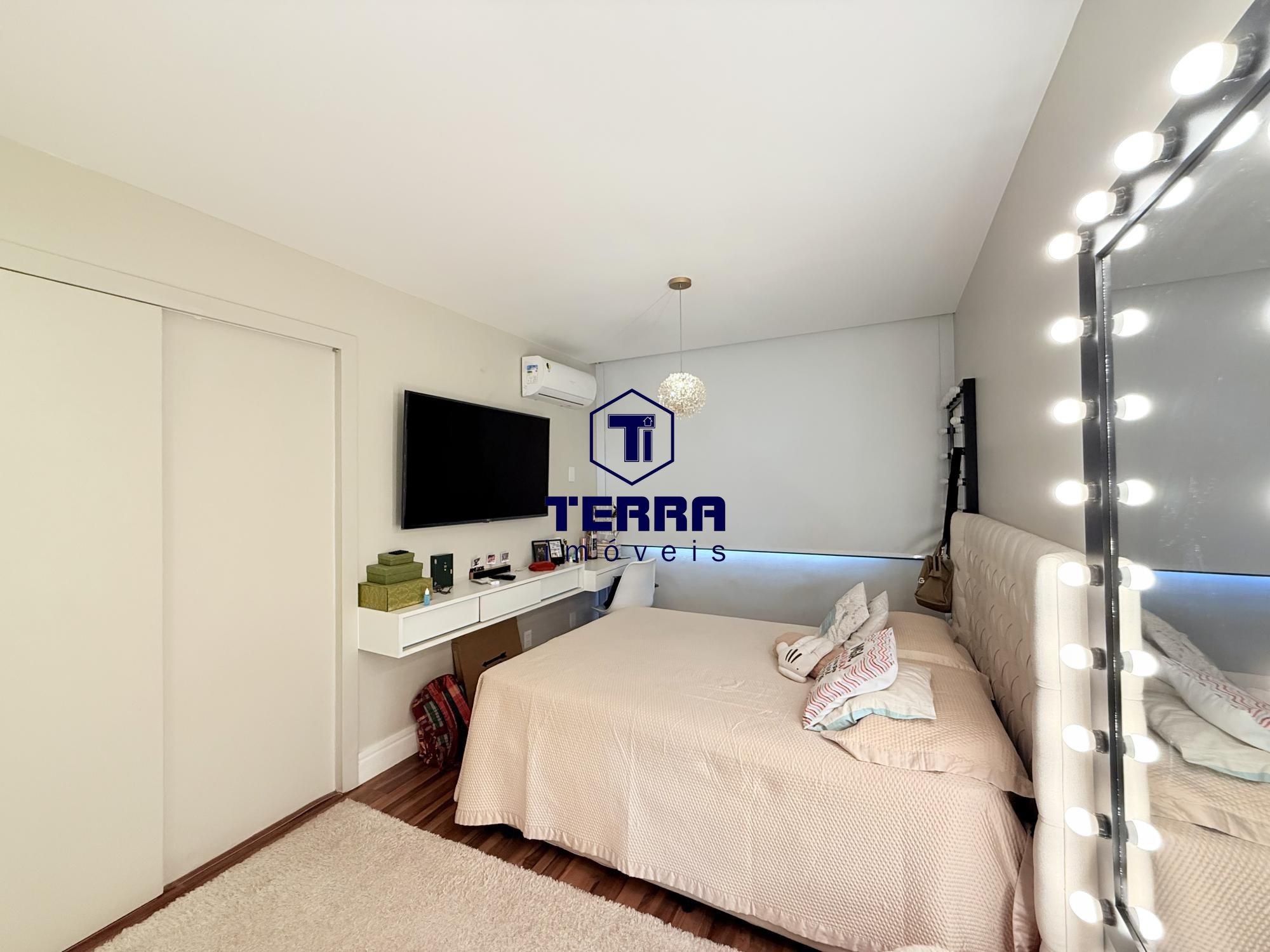 Imagens do imóveis Seu Refúgio de Luxo em Camboinhas – Casa com 4 suítes, piscina e Energia Solar