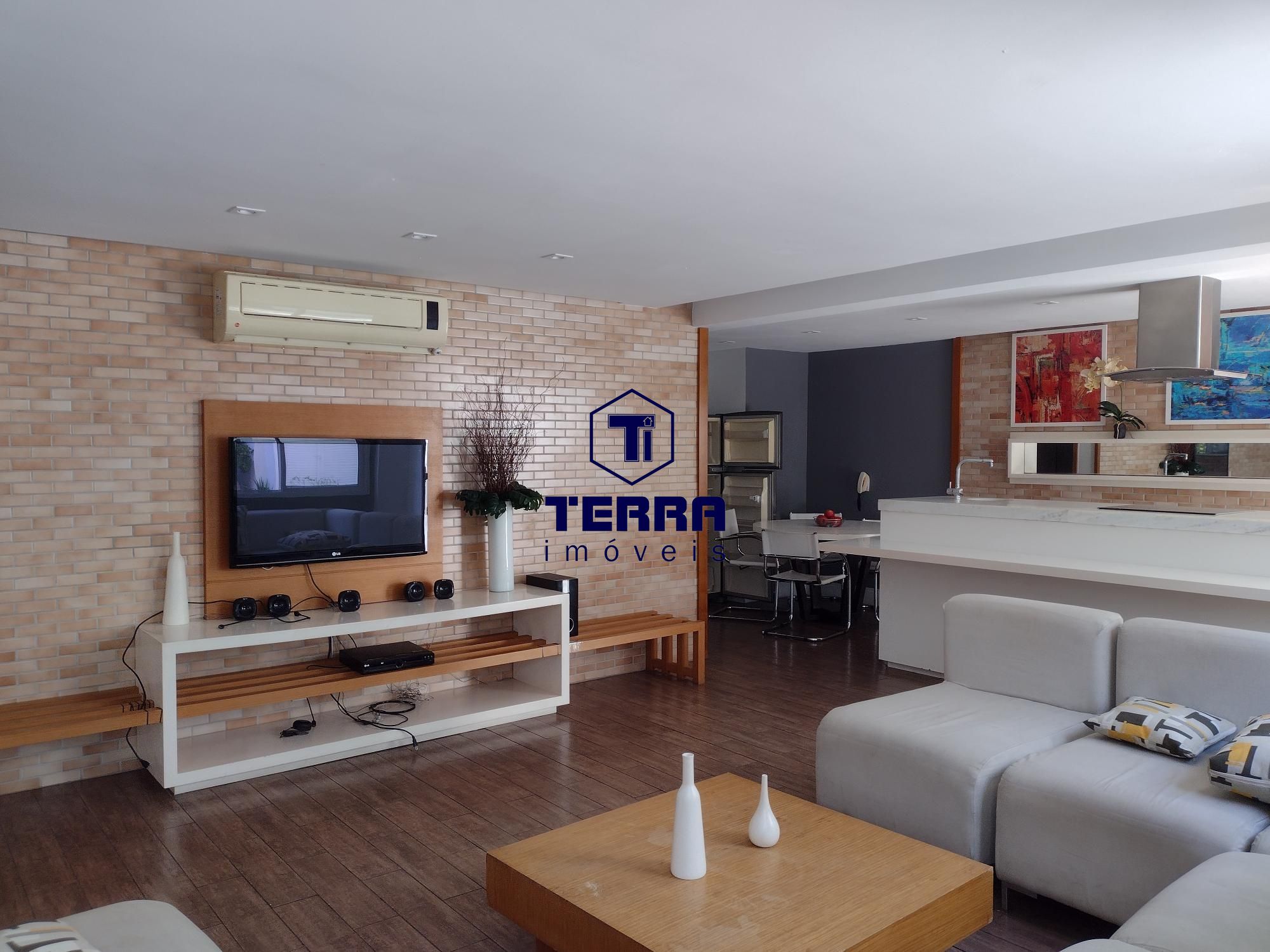 Imagens do imóveis Amplo apartamento em Itacoatiara com 2 quartos (sendo 1 suíte)!