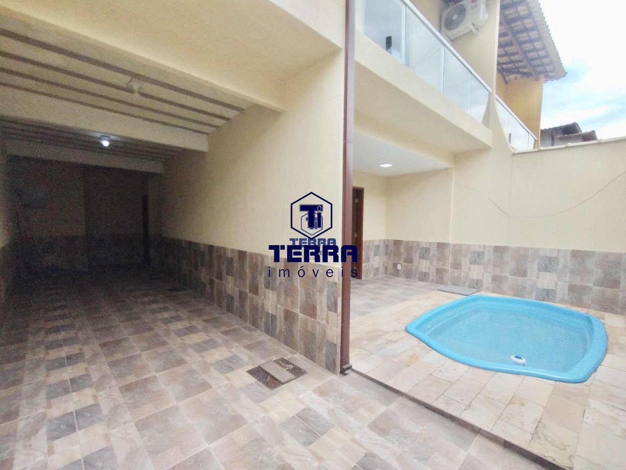 Imagens do imóveis Linda casa duplex com 2 quartos sendo uma suíte e área de lazer em Tribobó.