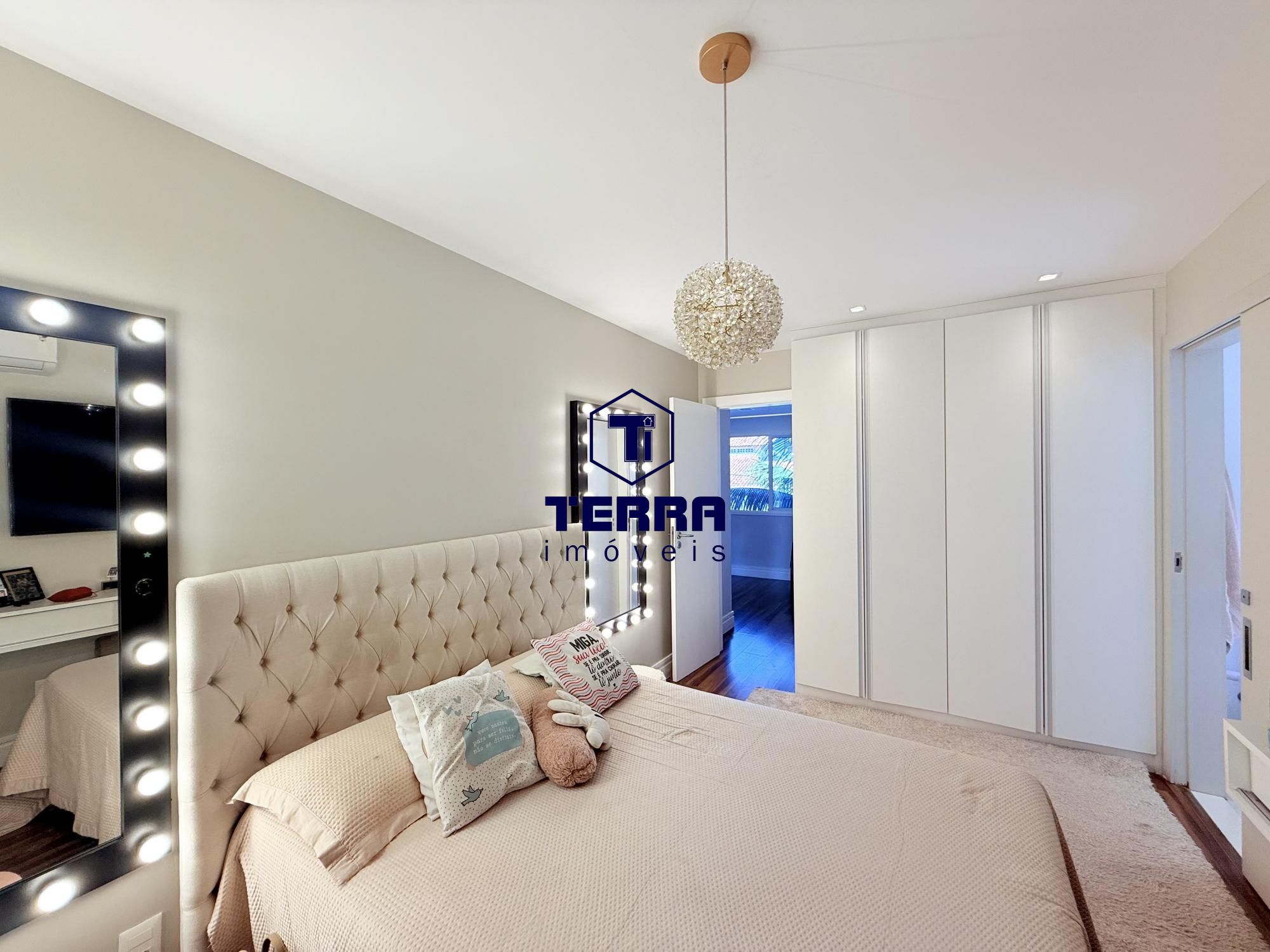 Imagens do imóveis Seu Refúgio de Luxo em Camboinhas – Casa com 4 suítes, piscina e Energia Solar