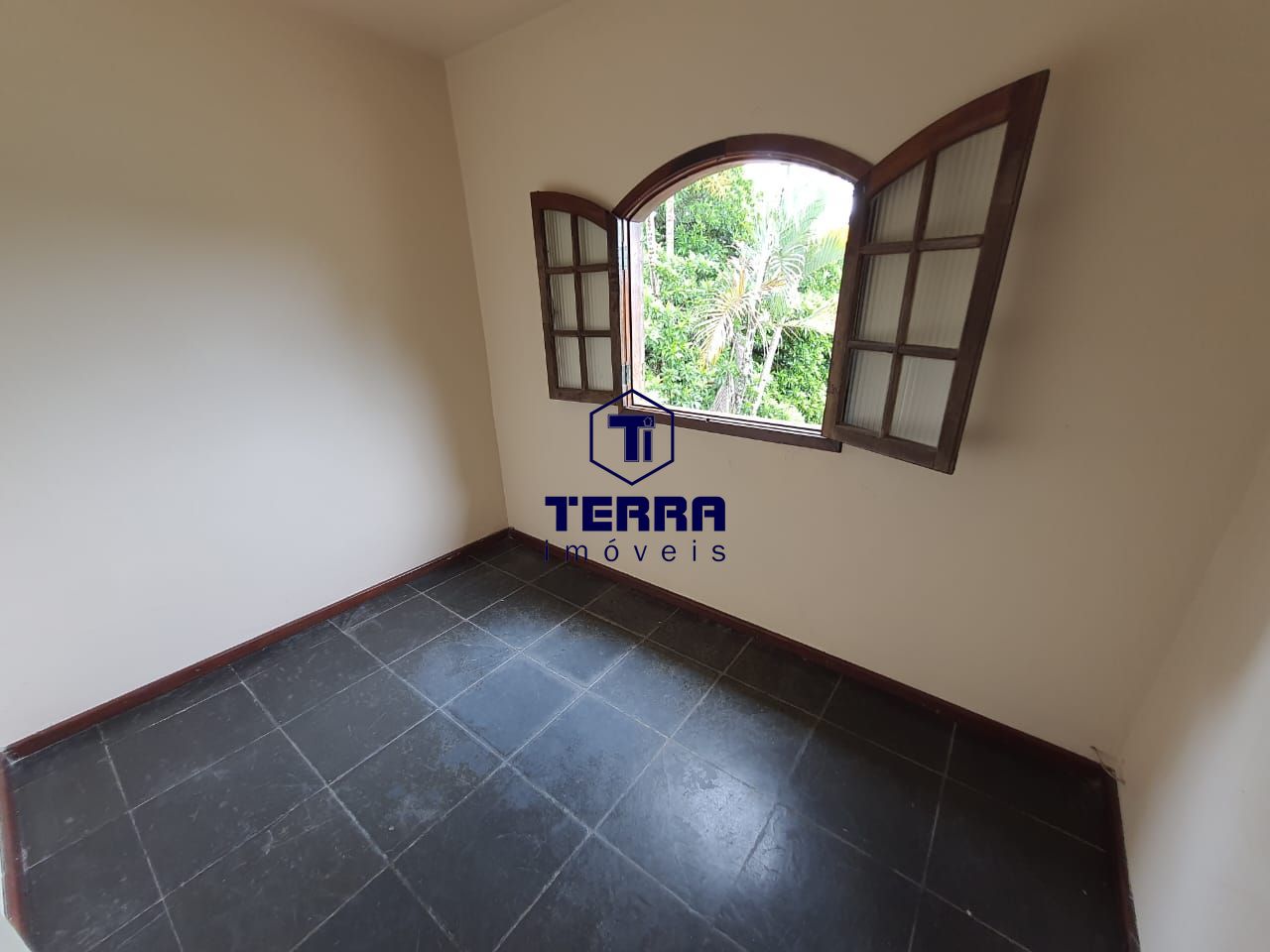 Imagens do imóveis Belo sítio em Itaboraí, com piscina, espaço de churrasqueira e casa de caseiro!