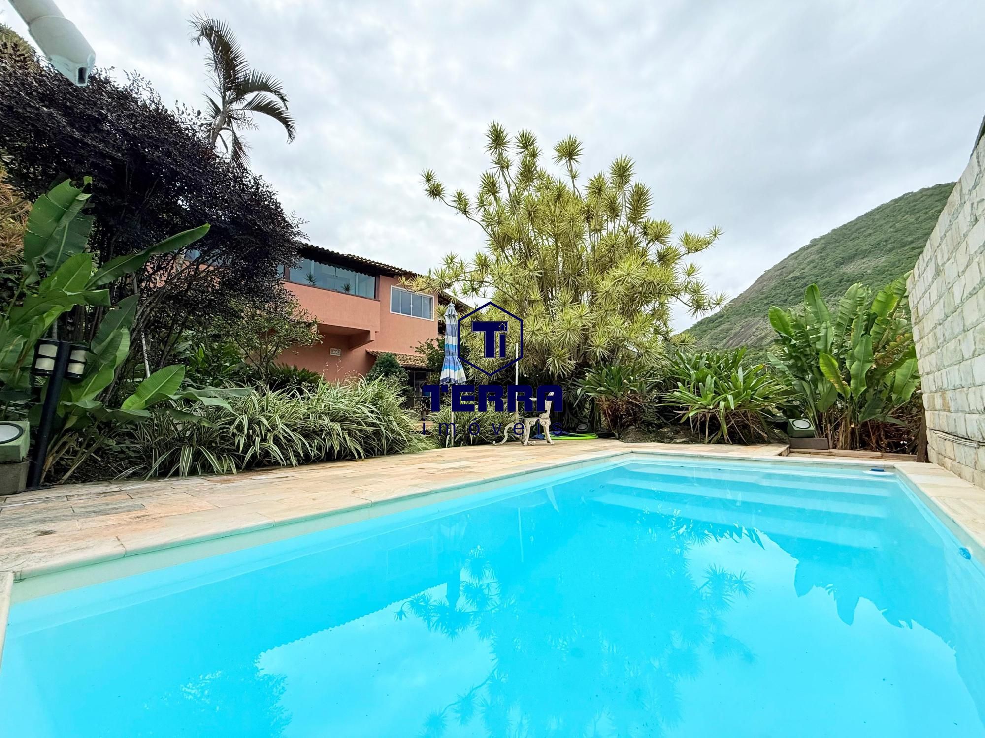 Imagens do imóveis Viva o sonho em Itacoatiara! Casa com vista deslumbrante para o Costão