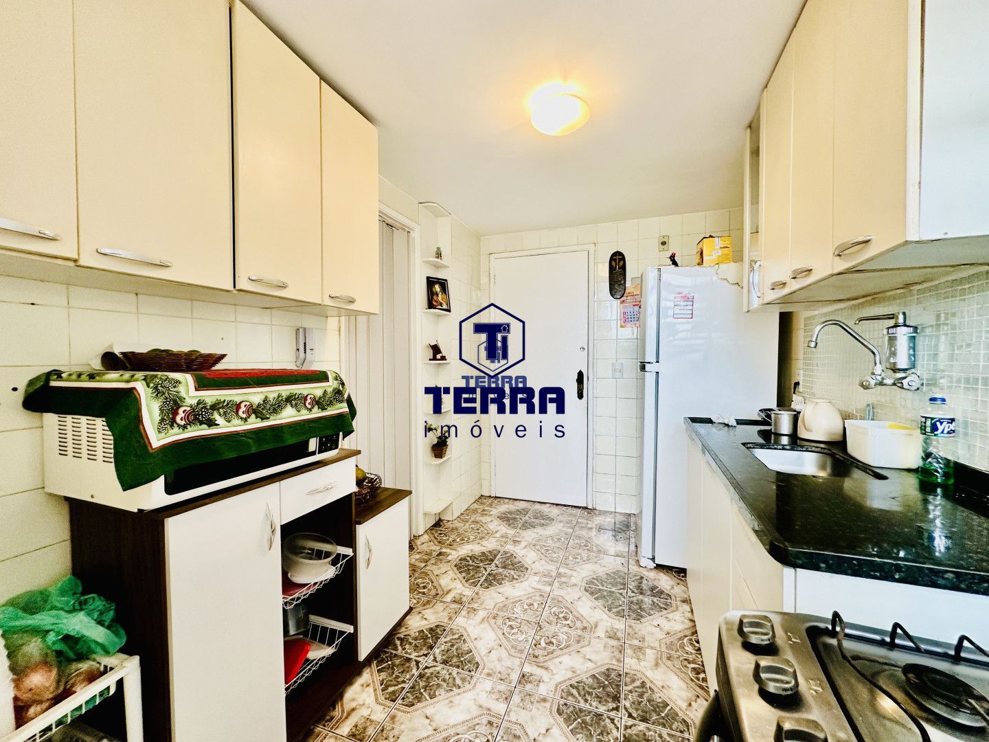 Imagens do imóveis Apartamento com 2 quartos e com 2 banheiros no 1029. Melhor ponto da Alameda.