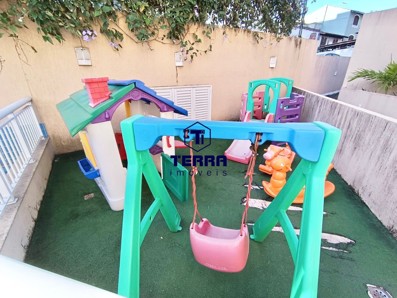 Imagens do imóveis Ótimo apartamento no Badu com 3 quartos, uma suíte no Portal de Pendotiba.