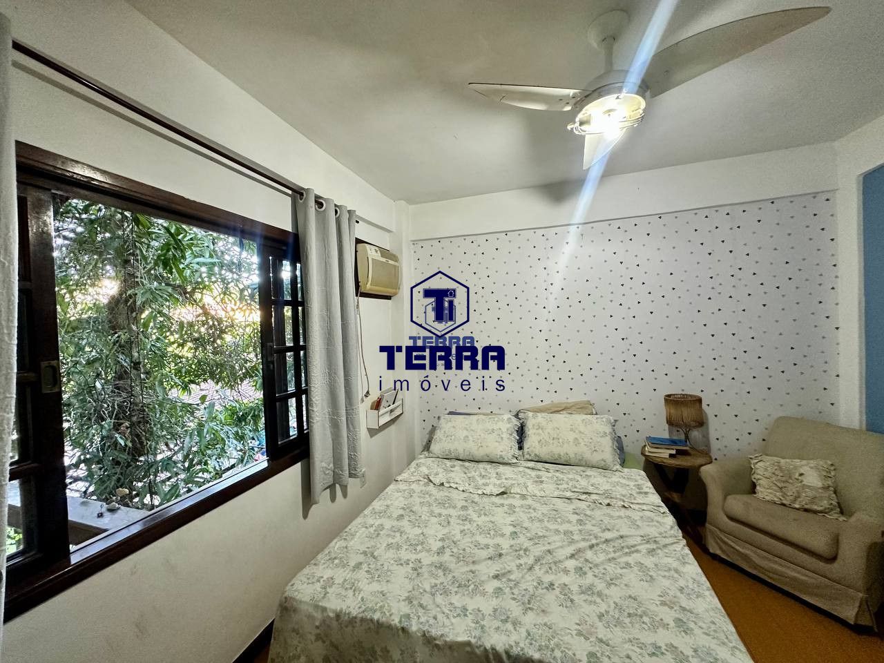 Imagens do imóveis Duas casas independentes com amplo quintal e piscina em Pendotiba - Niterói