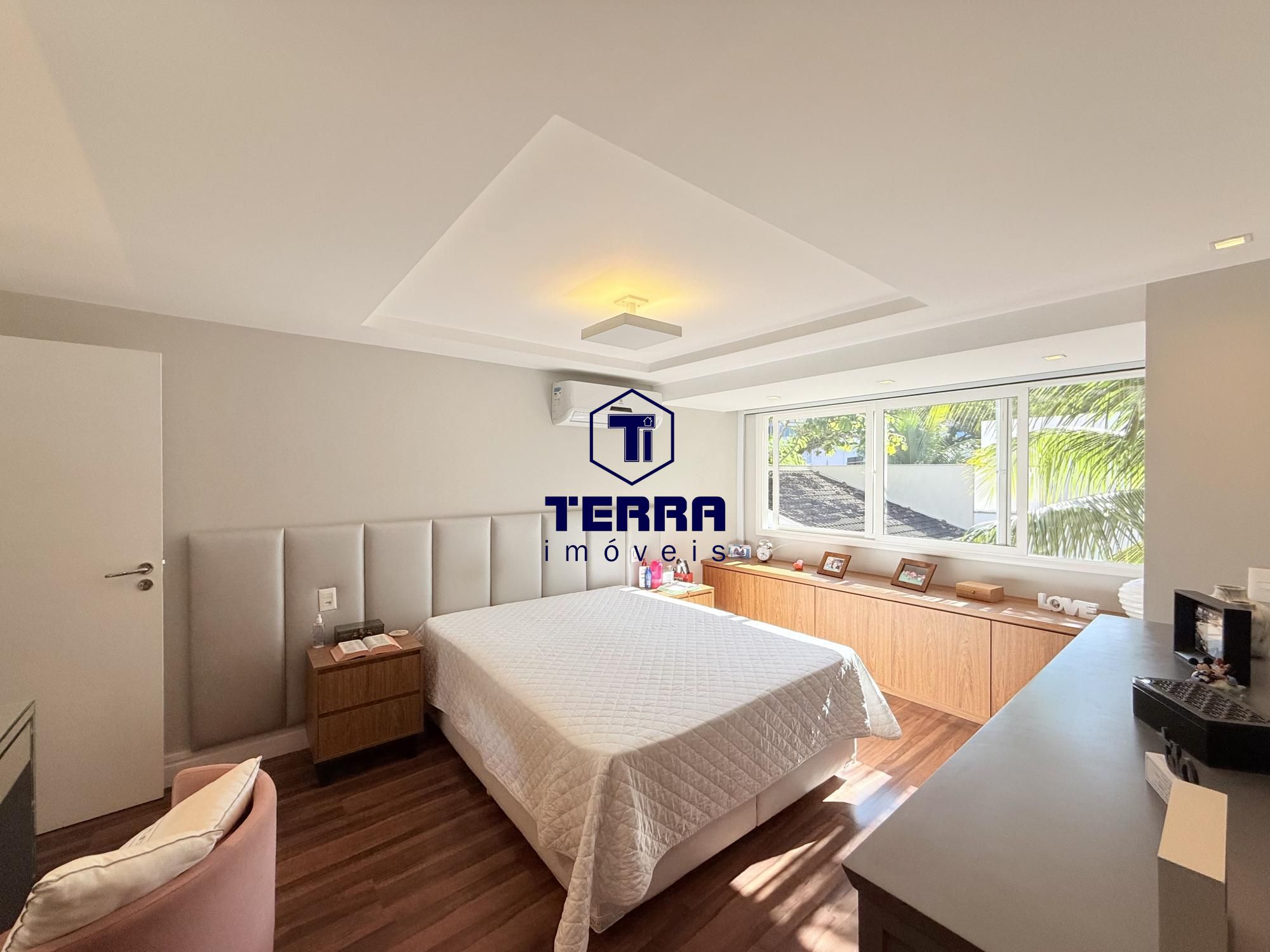 Imagens do imóveis Seu Refúgio de Luxo em Camboinhas – Casa com 4 suítes, piscina e Energia Solar