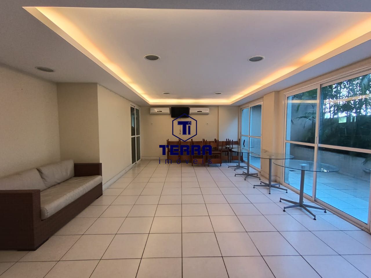 Imagens do imóveis Ótimo apartamento no Badu com 3 quartos, uma suíte no Portal de Pendotiba.