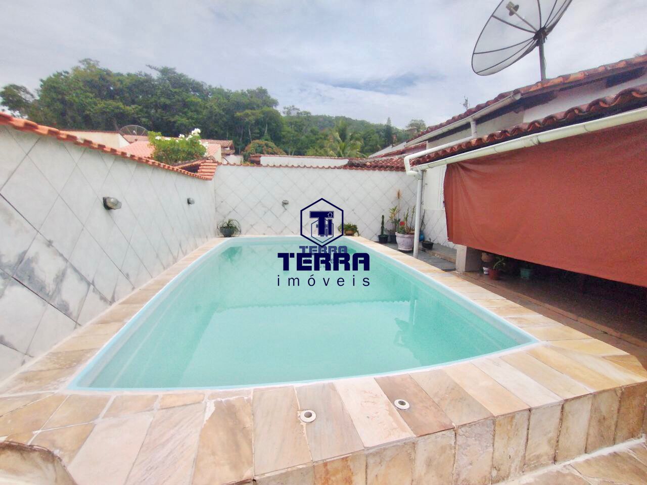 Imagens do imóveis Ótima casa em Itaipu com 3 quartos uma suíte, espaço gourmet e piscina.