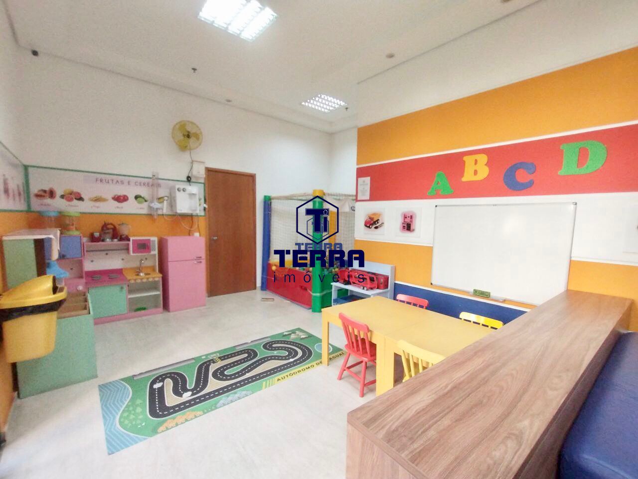 Imagens do imóveis Lindo apartamento com 3 quartos sendo uma suíte, duas vagas com arquitetura dife