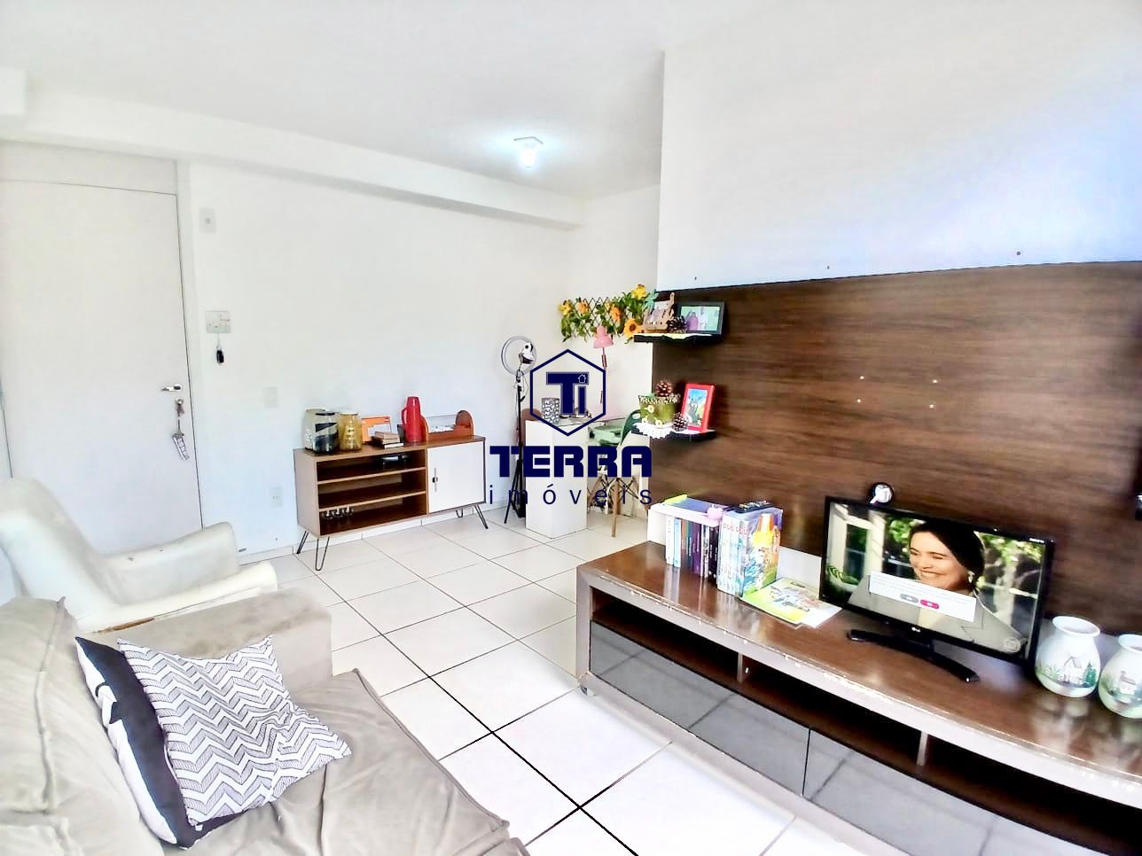 Imagens do imóveis Ótimo apartamento com 2 quartos, com quintal em Maria Paula. Boa localização!
