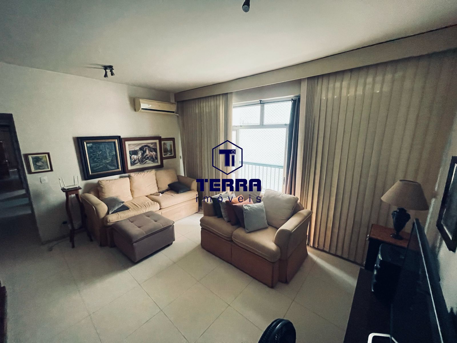 Imagens do imóveis Amplo 3 quartos no coração do Ingá, lazer completo e 2 vagas na escritura.